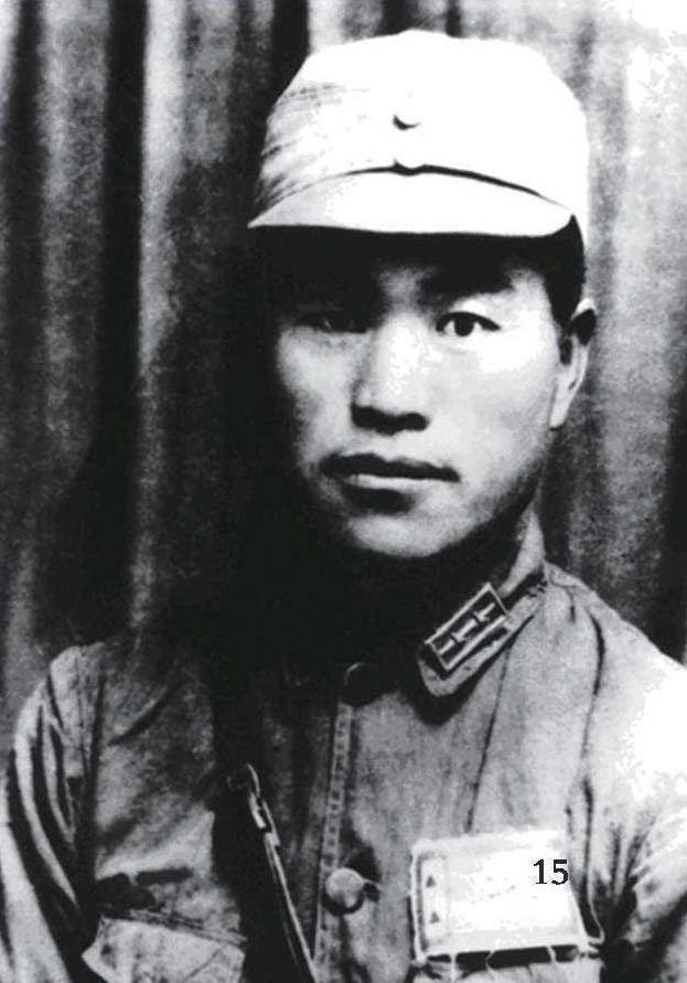 赵芝瑞 (1913年—1947年)原名段亦文，化名田共文，陕西韩城人。1940年10月来兰州 “八办”工作，次年5月负责办事处工作，1943年11月撤回延安。